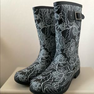 Chooka Floral Print Rain Boots